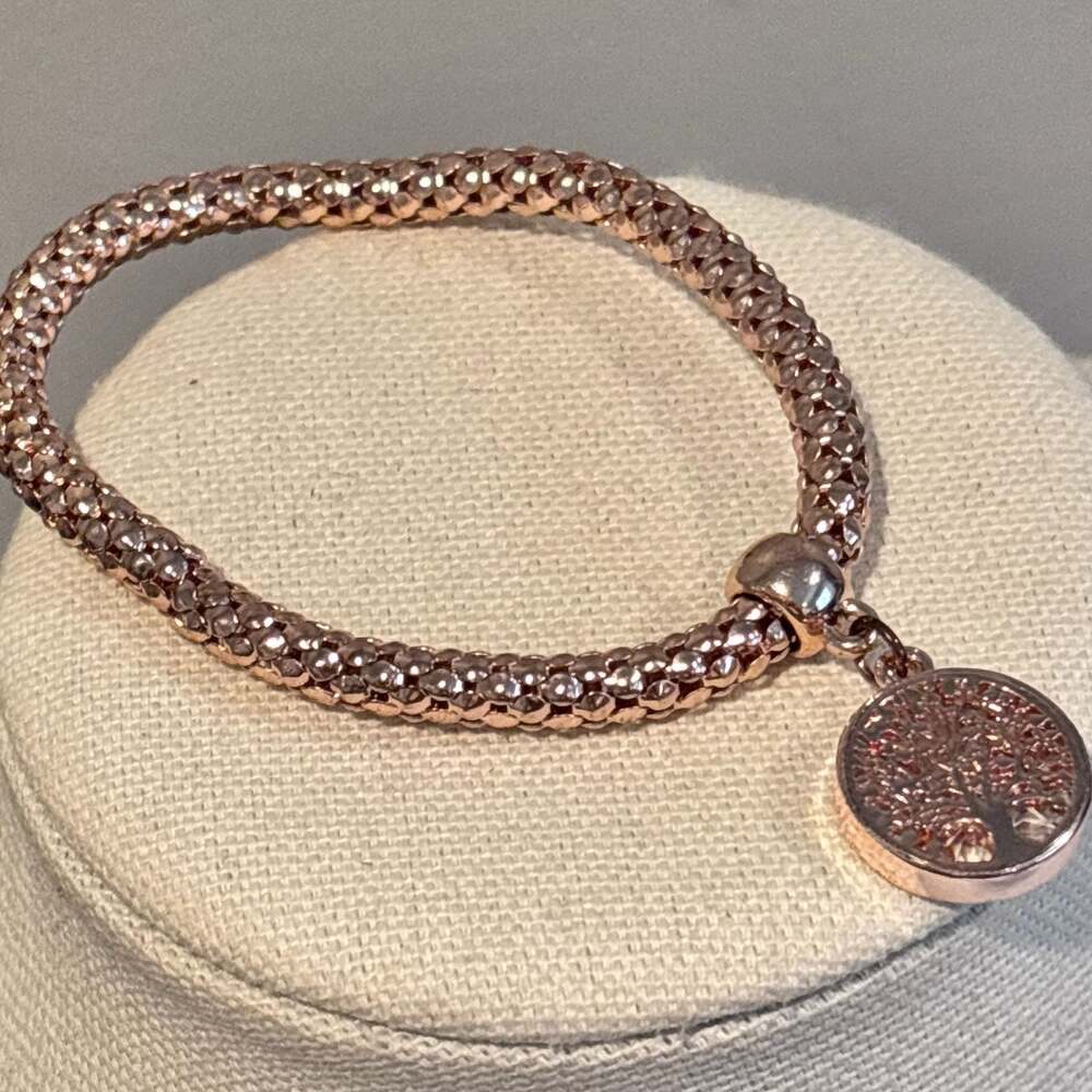 Tree of Life Limited Edition Charm Bracelet - Picture 3 of 8